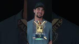 Video post by @Topps on YouTube