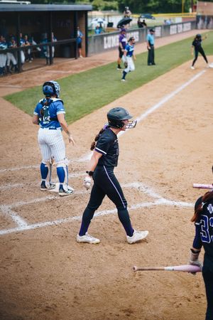 Image post by @sfa.softball on Instagram