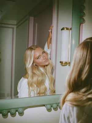 Image post by @camillekostek on Instagram