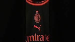Video post by @acmilan on YouTube