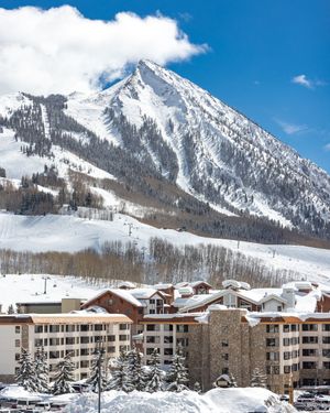 Image post by @skicrestedbutte on Instagram