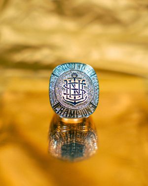 Image post by @navyfb on Instagram