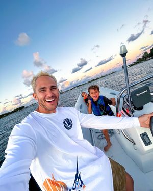 Image post by @therealcarlospena on Instagram
