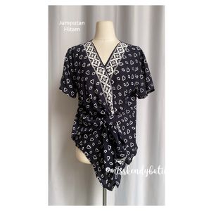 Image post by @misskendybatik on Instagram