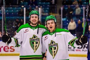 Image post by @paraidershockey on Instagram