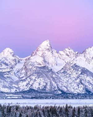 Image post by @nationalparkscollective on Instagram