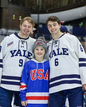 Image post by @yalemhockey on Instagram