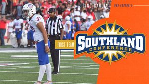 Image post by @HCUFootball on Twitter