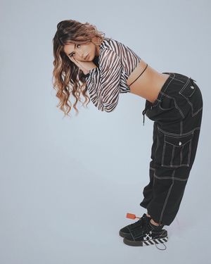 Image post by @itsbellahue on Instagram