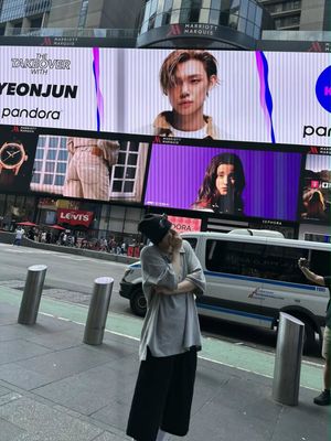 Image post by @ellemenhk on Instagram