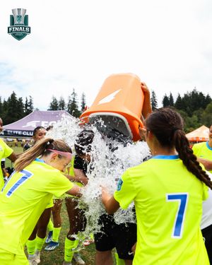Image post by @ecnlgirls on Instagram