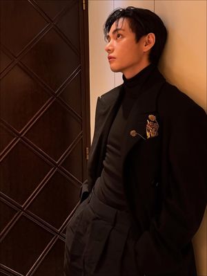 Image post by @boratatae on Instagram