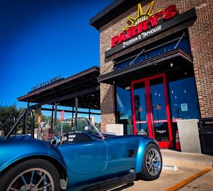 Image post by @parryspizza on Instagram