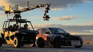 Image post by @motocrane_team on Instagram