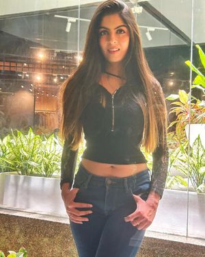 Image post by @dewanmuskaan on Instagram