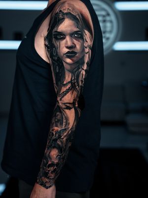 Image post by @skindesigntattoos on Instagram