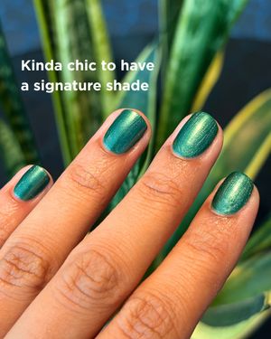 Image post by @sally_hansen on Instagram