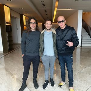 Image post by @ibluestone on Instagram