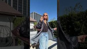 Video post by @shop.with.caroline on YouTube