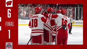 Image post by @BadgerMHockey on Twitter