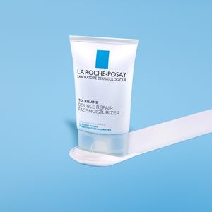 Image post by @larocheposayusa on Instagram