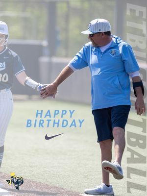 Image post by @etbu_softball on Instagram