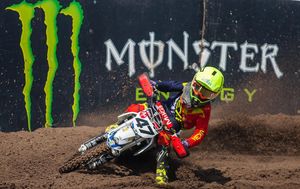 Image post by @racerxonline on Instagram
