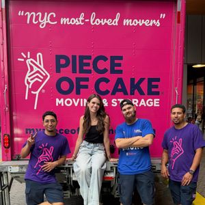 Image post by @pieceofcakemoving on Instagram