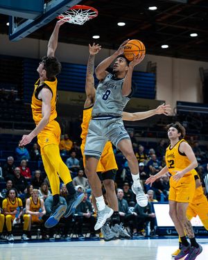 Image post by @ucdavismbb on Instagram