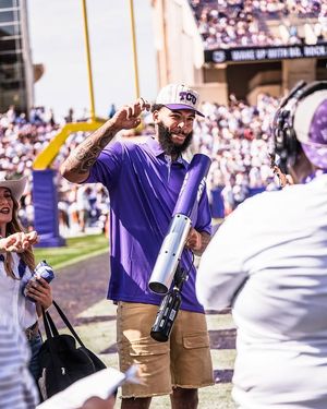 Image post by @tcumbb on Instagram