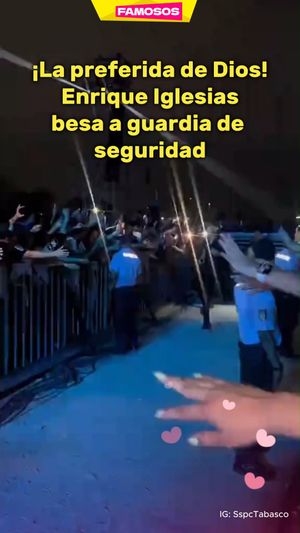 Image post by @univisionfamosos on Instagram
