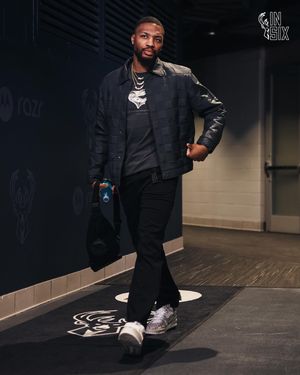 Image post by @bucksinsix on Instagram