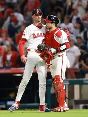 Image post by @travisdarnaud on Instagram