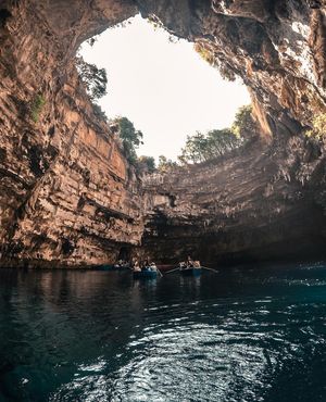 Image post by @your.travel.box on Instagram