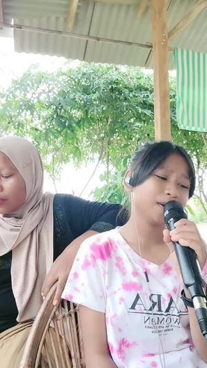 Video post by @da7april on TikTok