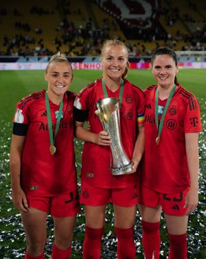 Image post by @fcbfrauen on Instagram