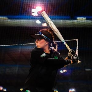 Image post by @und_softball on Instagram