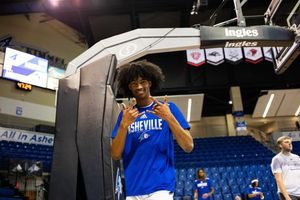 Image post by @uncavlmbb on Instagram