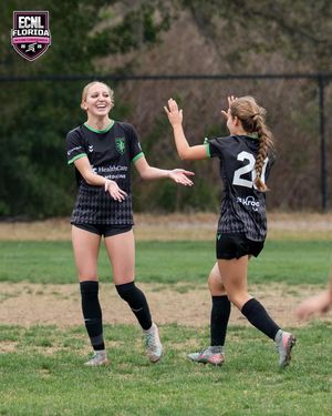 Image post by @ecnlgirls on Instagram