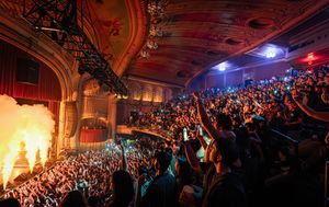 Image post by @thewarfield on Instagram