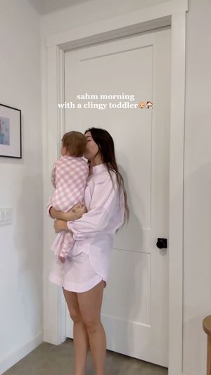 Video post by @sabrinanoellee on Instagram