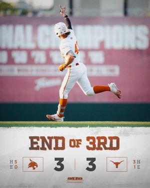 Image post by @TexasBaseball on Twitter