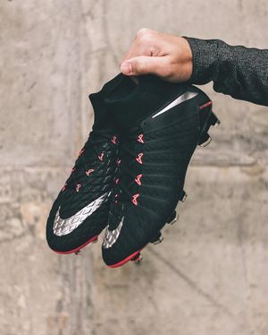 Image post by @soccerdotcom on Instagram