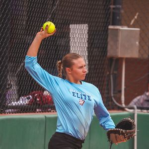Image post by @softballyouth on Instagram