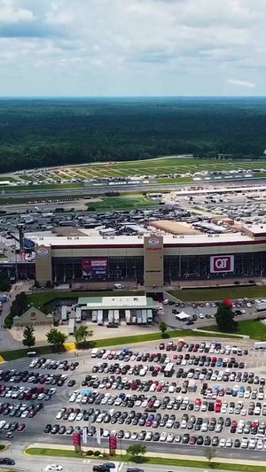 Video post by @echoparkspeedway on Facebook
