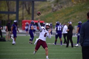 Image post by @SalukiFootball on Facebook