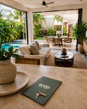 Image post by @manuelfurtadorealestategroup on Instagram