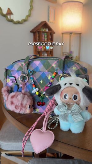 Video post by @nicoleserv on TikTok