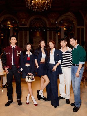 Image post by @harpersbazaarkorea on Instagram