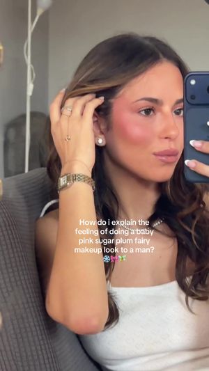 Video post by @anyaweitz on TikTok